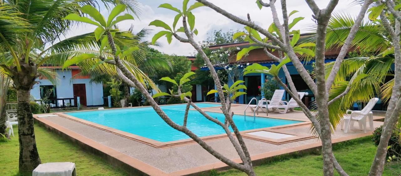 Weixiao Lanta Resort Ko Lanta Esterno foto